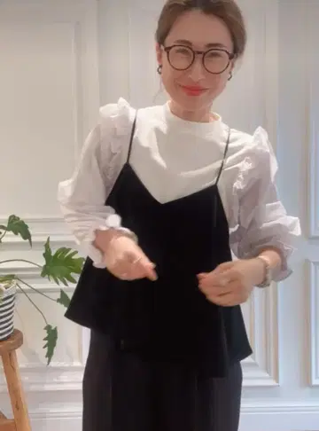 안민 백 버튼 플레어 베스트 블랙