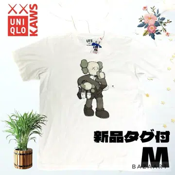 유니클로 KAWS 유니클로 카우스 콜라보 티셔츠 새상품 흰색 화이트