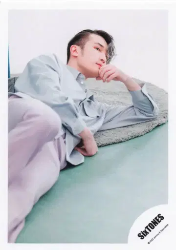 SixTONES 공명/FASHION 제시 공식 사진 *1장