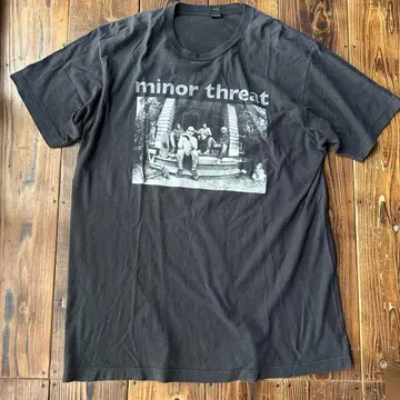 마이너 레트 THRIFTY LOOK 밴딩 티셔츠