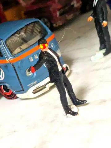 미니카 디오라마 1/64 건맨!