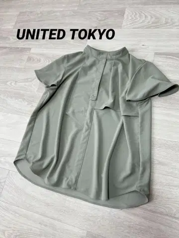 UNITED TOKYO 플레어 슬리브 스무스 탑
