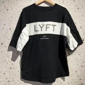LYFT 프린트 티셔츠 리프트 블랙 화이트 트레이닝 의류