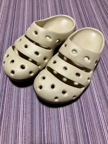 KEEN YOGUI 샌들 24cm US 7
