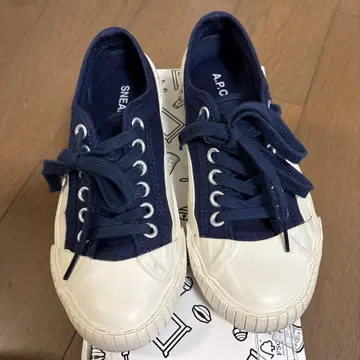 아페쎄 네이비 스니커즈 37
