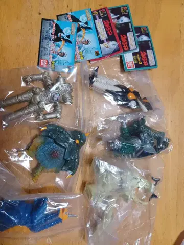 HG 울트라맨 괴수 세트!