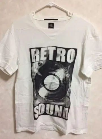 RARE(라레) V넥 티셔츠 화이트