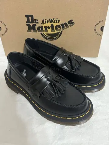 Dr.Martens ADRIAN 에이드리언 태슬 로퍼 24cm