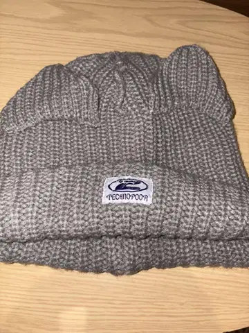 계속 한밤중이면 좋을 텐데. KNIT CAP 고양이 귀 니트 모자