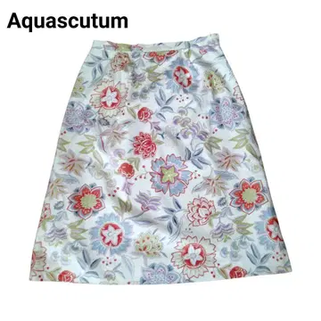 Aquascutum 아쿠아 스큐텀 플라워 프린트 무릎 기장 스커트 LL
