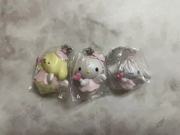 산리오 꿈꾸는 엔젤 스윙 헬로키티 폼폼푸딩 시나모롤