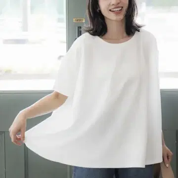 coca 코카/반팔 티셔츠/엠보싱 가공 A 라인 상의/여성용/화이트