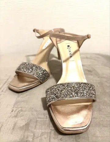 DIANA 베이지 글리터 하이힐 24cm
