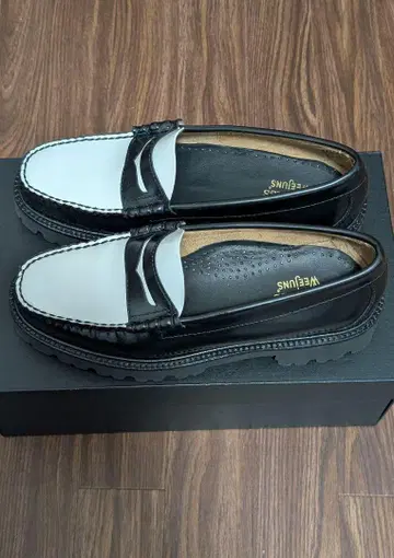 G.H.BASS BA11510 블랙&화이트 라슨 25cm