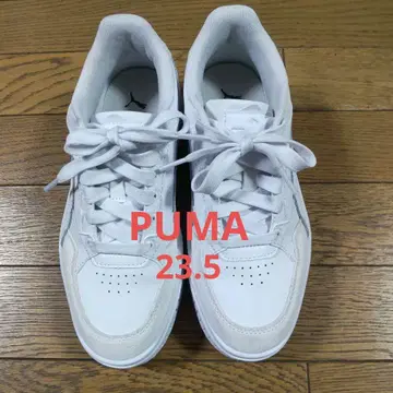 Puma 통굽 화이트 스니커즈