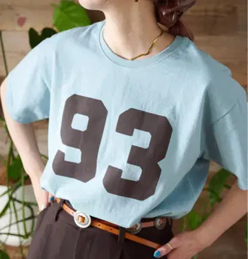 B.C STOCK 워셔블 Gleamy 그리미 넘버링 티셔츠