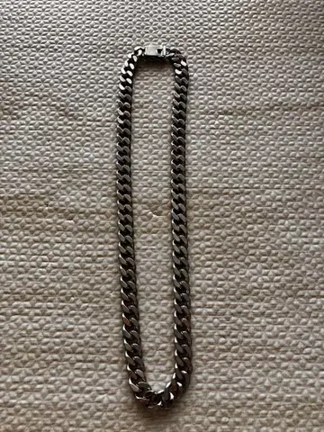 광택 처리된 2면 실버 목걸이 925 50cm 10mm 폭