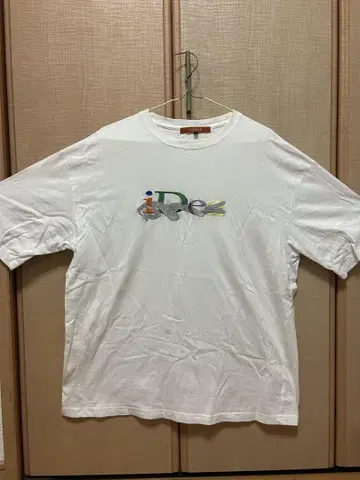 ideaswam 컬러풀 자수 화이트 티셔츠