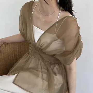 CAPRICIEUX LE'MAGE 오간자 블라우스 베이지