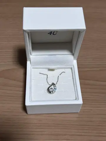 4C 펜던트형 목걸이 실버 925