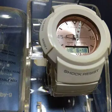 G-Shock mini 화이트 손목시계