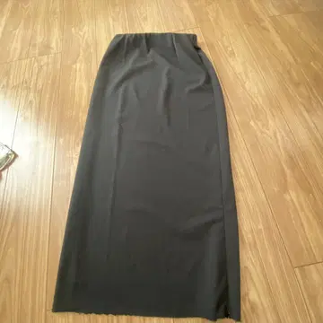 콜라주 가리타가란테 블랙 컷 조젯 타이트 스커트