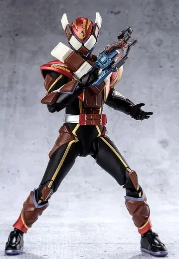 S.H.Figuarts 가면라이더 바렌 초코돈 폼