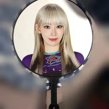 르세라핌 사쿠라 부채 fearnada
