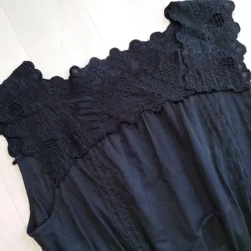 chambre de charme 슬리브리스 원피스