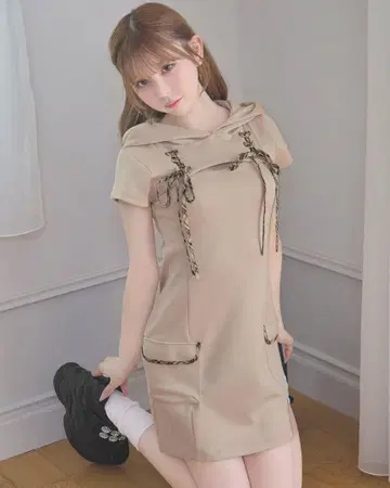 미셸 마카롱 레이스업 미니 원피스