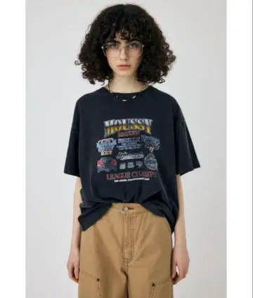 MOUSSY LEAGUE CHAMPS 25 티셔츠