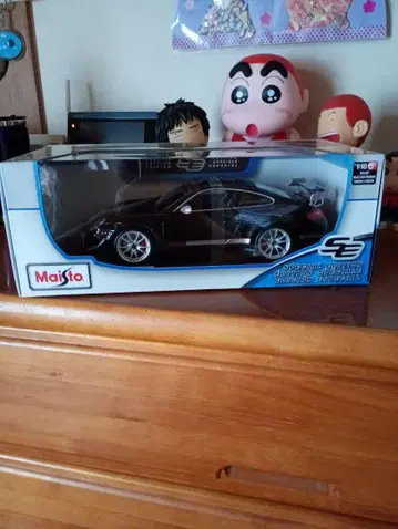 1/18 스케일 특별 한정판 포르쉐 911 GT3 RS4.0 블랙 미니카