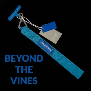 BEYOND THE VINES 핸드폰 스트랩 손목 & 키링