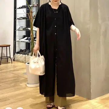어반 리서치 도어스 코튼 보일 하프 슬리브 원피스 블랙