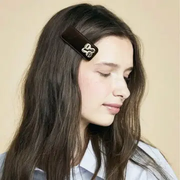 GLOWNY HAIR PIN Brown Velvet 헤어