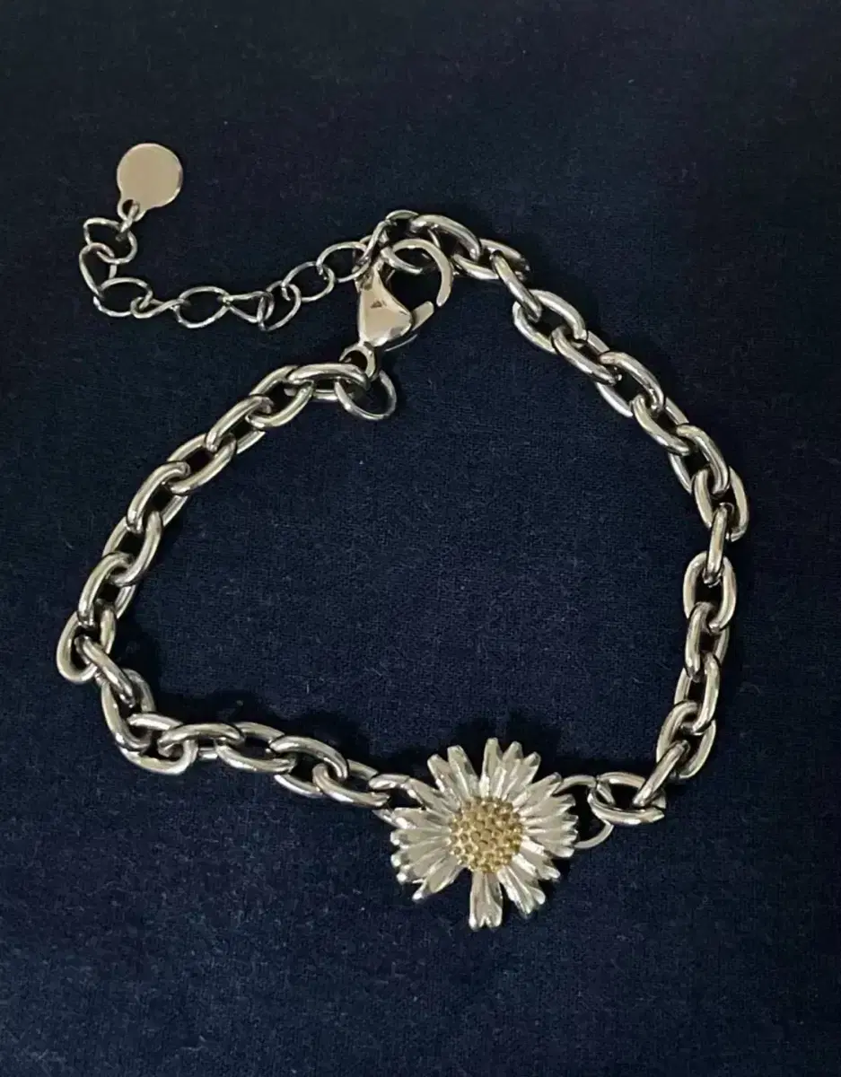 Daisy Flower Surgical Steel Bracelet