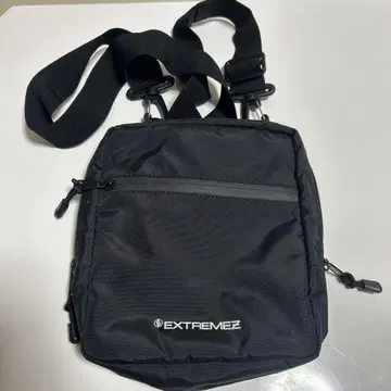 EXTREMEZ 숄더백 블랙