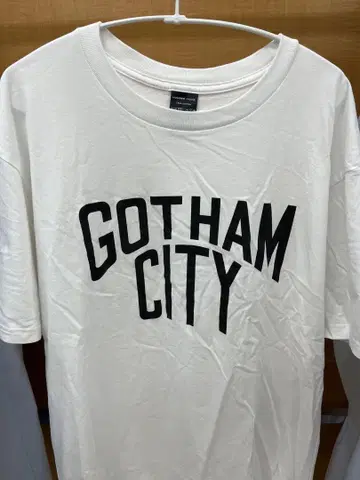 넘버나인 GOTHAM CITY T-SHIRT