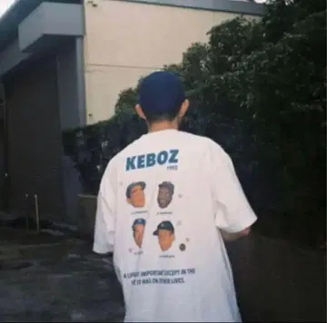KEBOZ 티셔츠 kurio 화이트 반팔