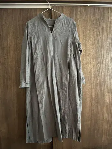 에미오와스 카프탄 셔츠 짙은 그레이