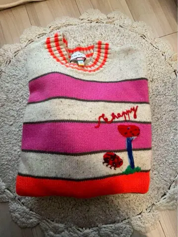 Mira Mikati 스웨터