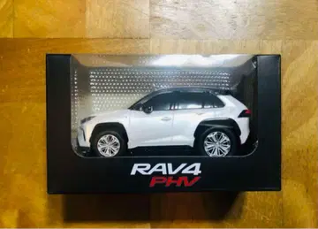 도요타 RAV4 PHV 풀백 카 화이트/블랙