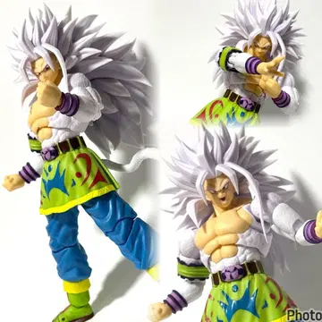 슈퍼 사이어인 5 손오공 S H.Figuarts 손오공 같은 사이즈
