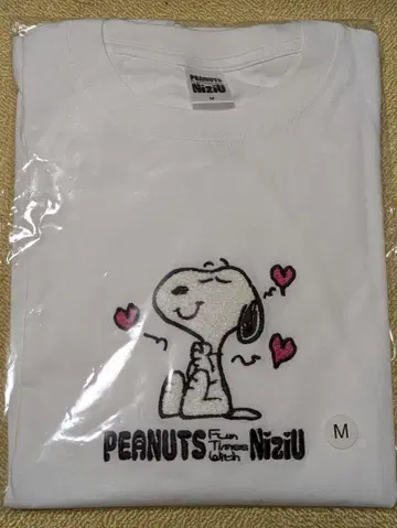 PEANUTS NiziU 콜라보 티셔츠 M 스누피 라이브 티셔츠