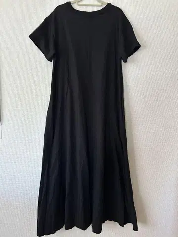 저널 스탠다드 컷소 맥시 원피스 블랙