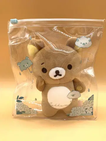 리락쿠마 파우치 봉제 인형 '비 온 뒤 맑은 리락쿠마'