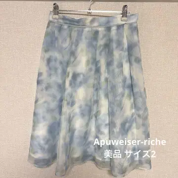 Apuweiser-riche 스카이블루 꽃무늬 스커트