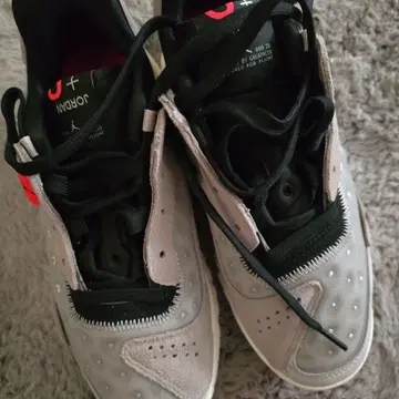 JORDAN 스니커즈 26.5