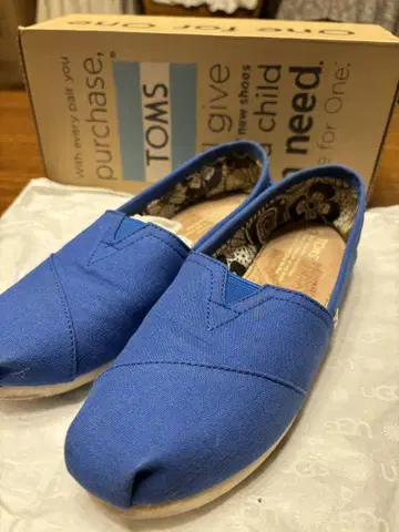 TOMS 파랑 슬립온 24.5cm