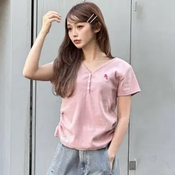 RAY CASSIN 레이 카즌 V넥 헨리넥 가슴 자수 반팔 티셔츠 핑크
